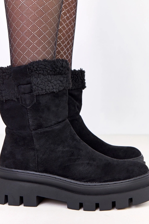 Czarne botki z futerkiem na masywnej... Czarne botki z futerkiem na masywnej...