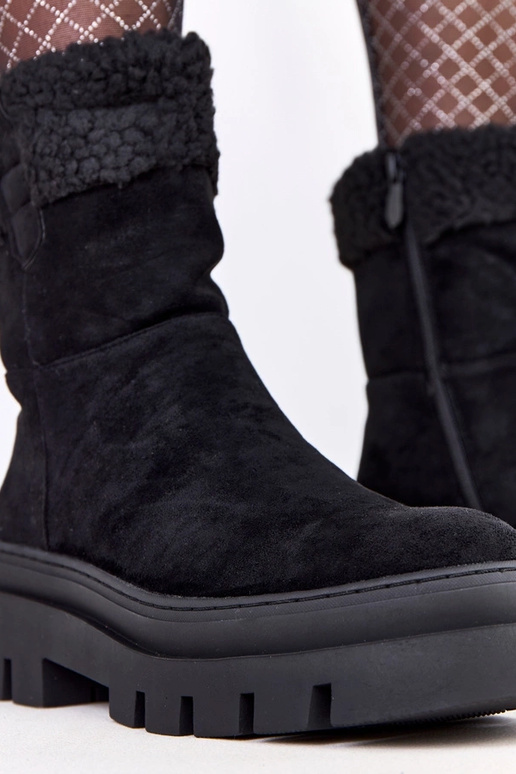 Czarne botki z futerkiem na masywnej... Czarne botki z futerkiem na masywnej...