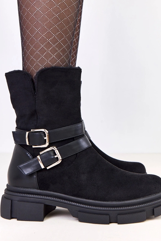 Czarne botki ocieplane zdobione... Czarne botki ocieplane zdobione...