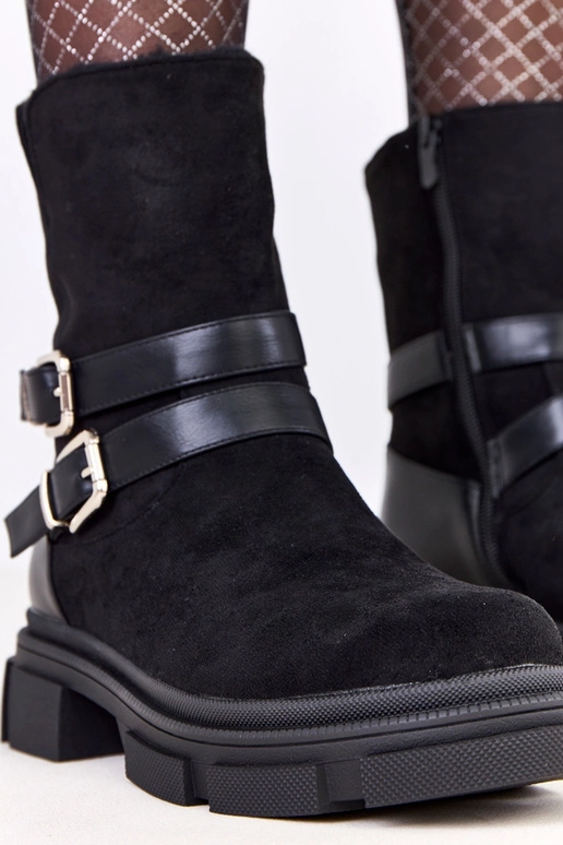 Czarne botki ocieplane zdobione... Czarne botki ocieplane zdobione...