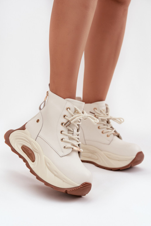 Pele aquecimento Botas femininas com uma plataforma GOE SS2N4300 cor de marfim