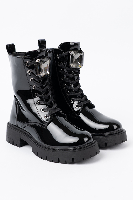 com efeito verniz amarrado Sapatos femininos cor preta com efeito verniz amarrado Sapatos femininos cor preta