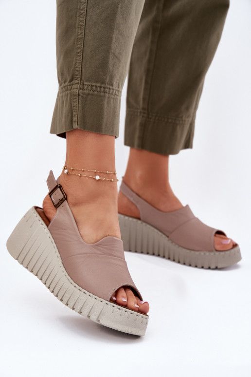 Sandálias femininasHabilitadoturalnej Skóry Em uma cunha Artiker 54C0788 bege Sandálias femininasHabilitadoturalnej Skóry Em uma cunha Artiker 54C0788 bege