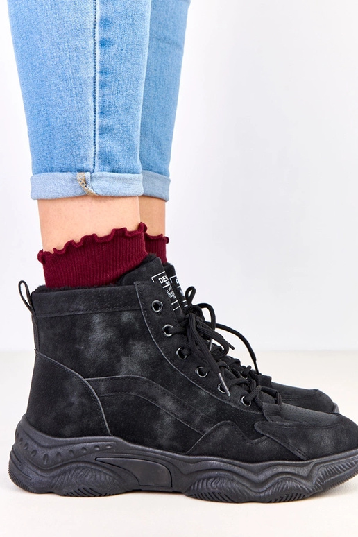 Botas de trabalho pretas em suede...