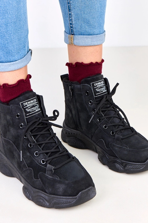 Botas de trabalho pretas em suede...