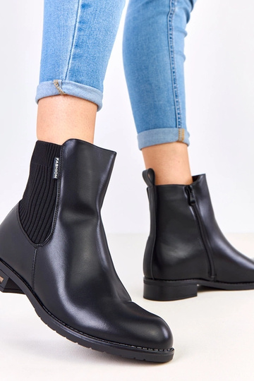 Botas pretas de cano curto com sola plana e elástico, Gres 2