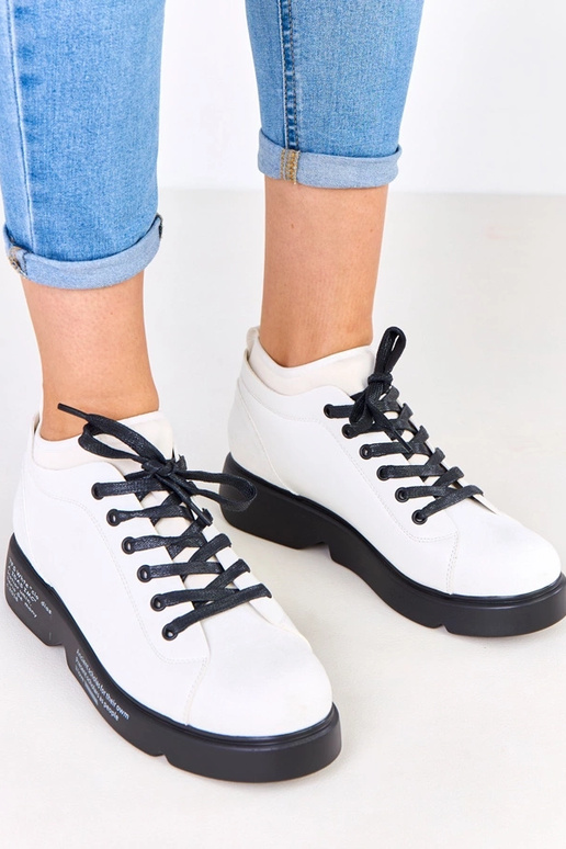 Boinas brancas com padrão na sola Ambly