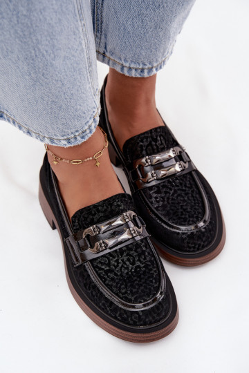 Mocassins femininos de camurça com ornamentos D&A MR52-176 na cor preta