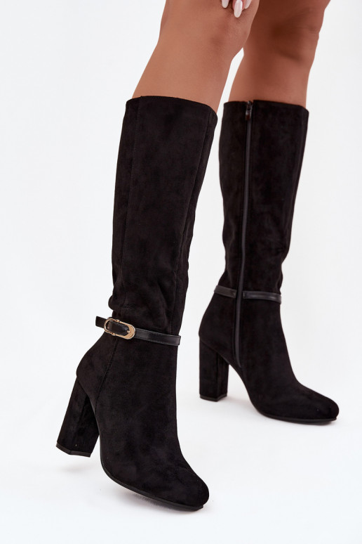 botas femininas com salto com fivelas douradas aquecimento cor preta Seraphine