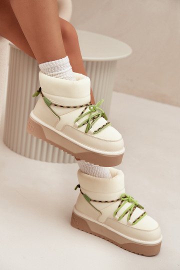 Botas de neve com uma plataforma D.Franklin DFSH371015 cor de marfim