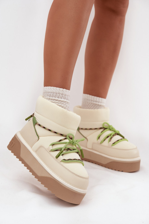 Botas de neve com uma plataforma D.Franklin DFSH371015 cor de marfim