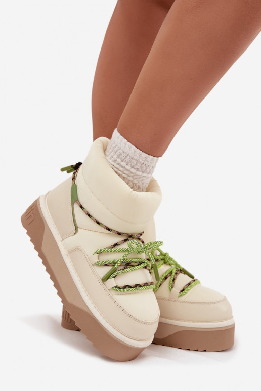 Botas de neve com uma plataforma D.Franklin DFSH371015 cor de marfim