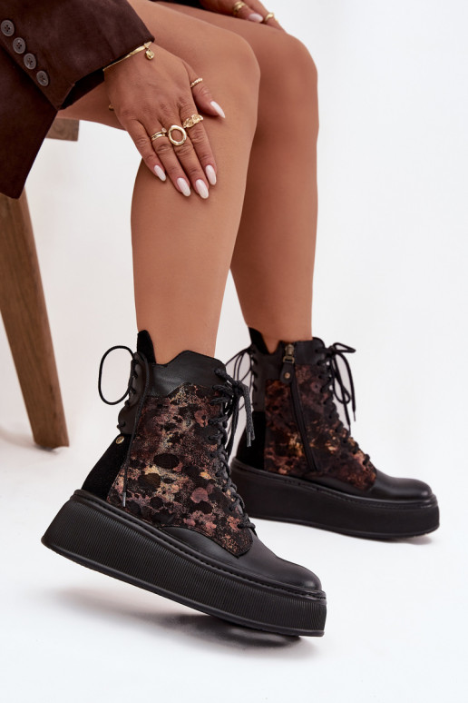 Pele Botas com uma plataforma Tem que serciejka 07086-01 cor preta Pele Botas com uma plataforma Tem que serciejka 07086-01 cor preta