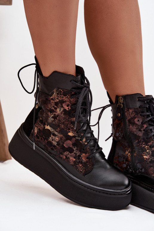 Pele Botas com uma plataforma Tem que serciejka 07086-01 cor preta Pele Botas com uma plataforma Tem que serciejka 07086-01 cor preta