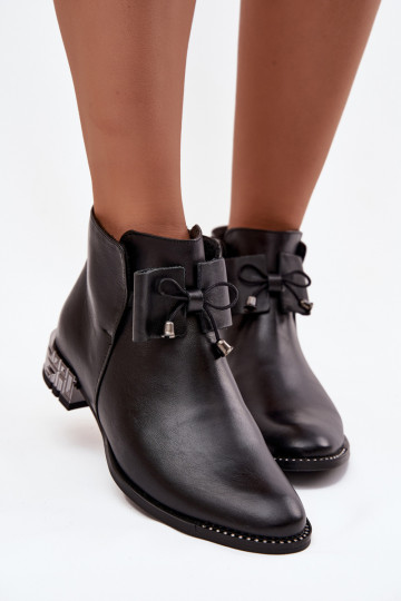 Botins femininos de couro natural com salto baixo Zazoo 1396 na cor preta