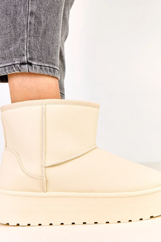 Botas de neve baixas cor areia com... Botas de neve baixas cor areia com...