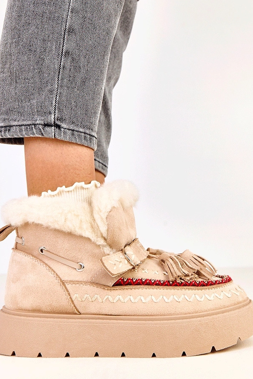 Botas de neve cor areia com...