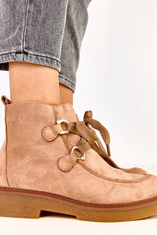 Botas de cano curto quentes cor areia...