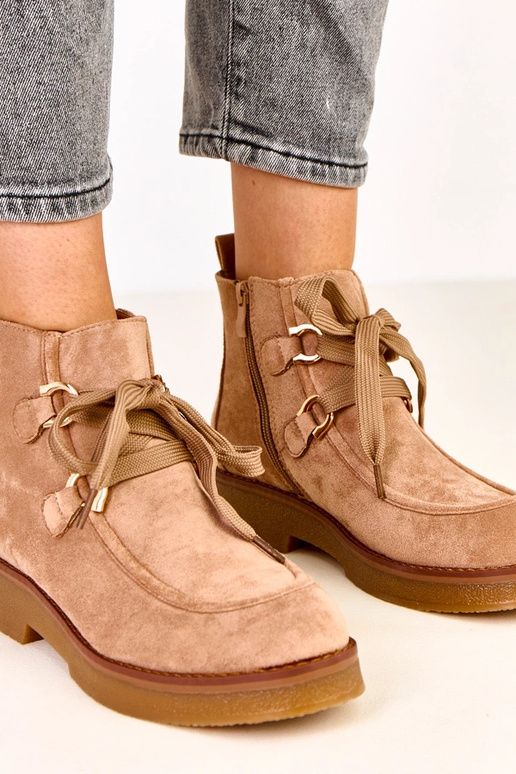 Botas de cano curto quentes cor areia...