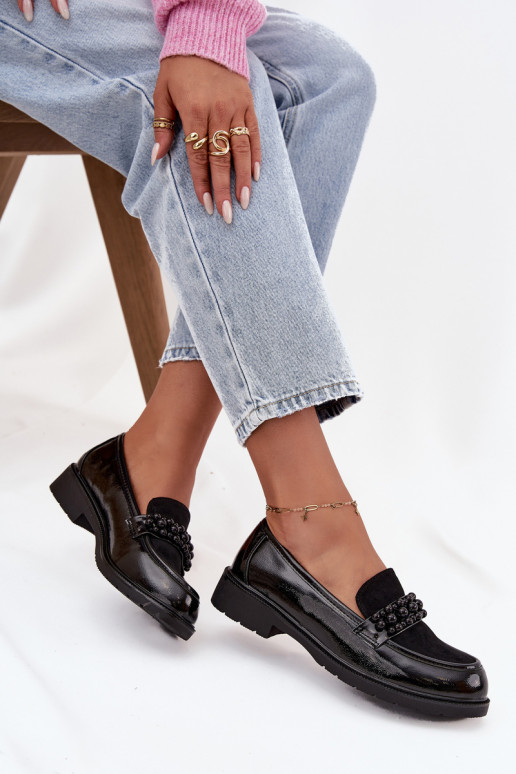 mocassins femininos com efeito verniz com miçangas S.Barski HY52-541 cor preta