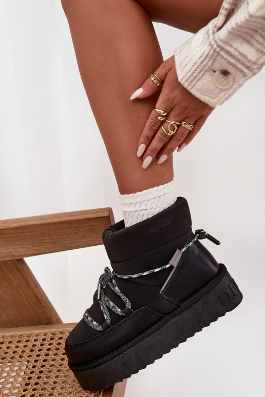 Botas de neve com uma plataforma D.Franklin DFSH371015 cor preta