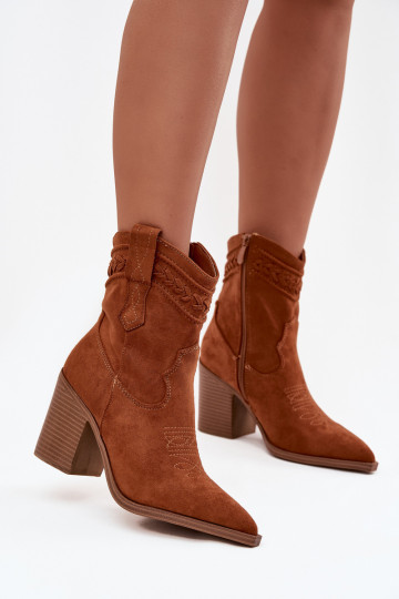 botas estilo coParaboy Feminino com salto cor marrom Jessa 2