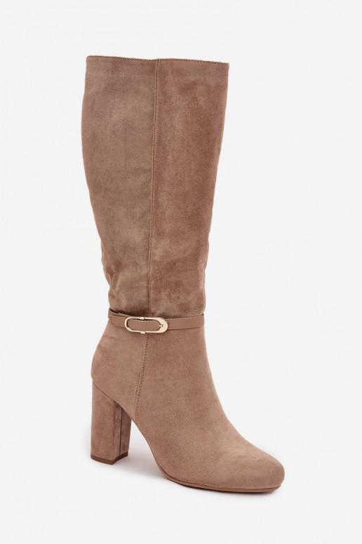 botas femininas com salto com fivelas douradas aquecimento bege Seraphine