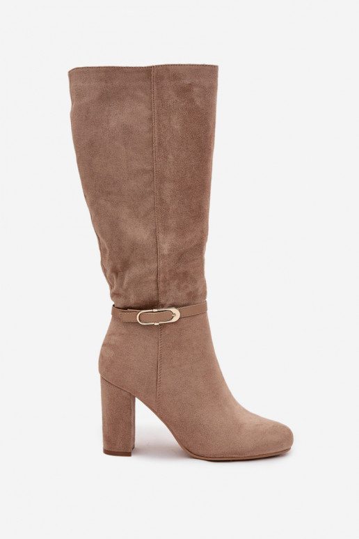 botas femininas com salto com fivelas douradas aquecimento bege Seraphine