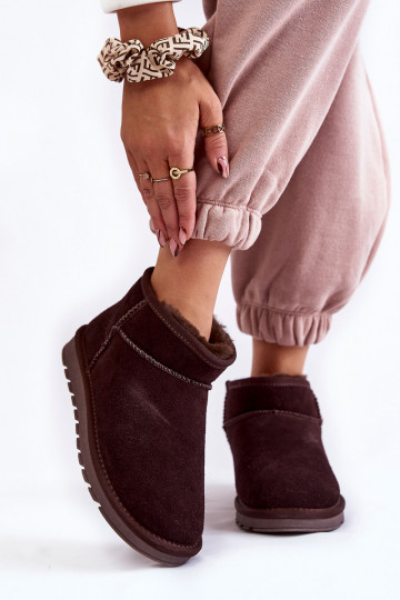 Botas femininas de neve de camurça baixas na cor marrom Shelie