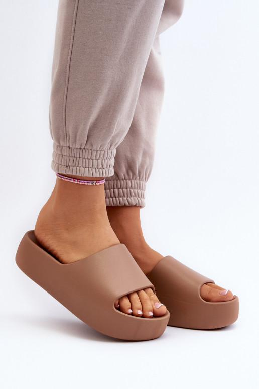 Feminino Chinelos Em uma sola grossa cor marrom Oreithano