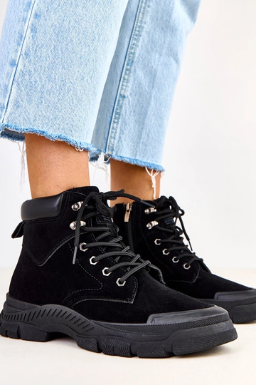 Botins femininos de camurça... 2