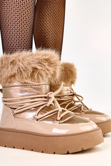 Botas de neve bege com cadarços e detalhe envernizado Garis
