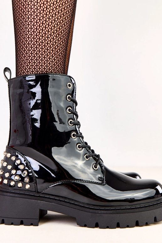 Botas de cano alto pretas... Botas de cano alto pretas...