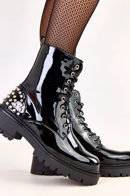 Botas de cano alto pretas... Botas de cano alto pretas...