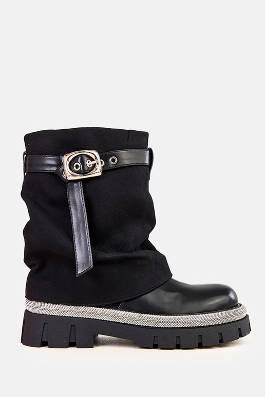 Botinhas pretas com cano dobrado e...