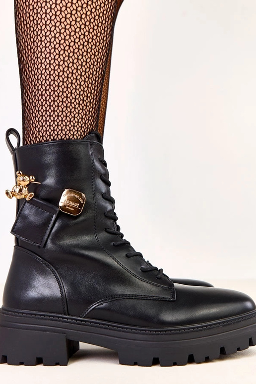 Botas de trekking femininas pretas... Botas de trekking femininas pretas...