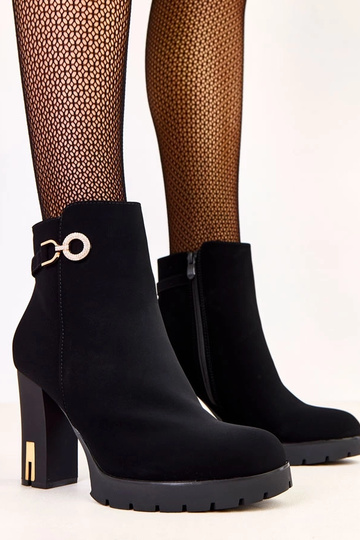 Botins elegantes pretos com...