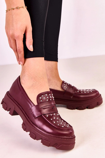 Mocassins bordô femininos com tachas Memolis