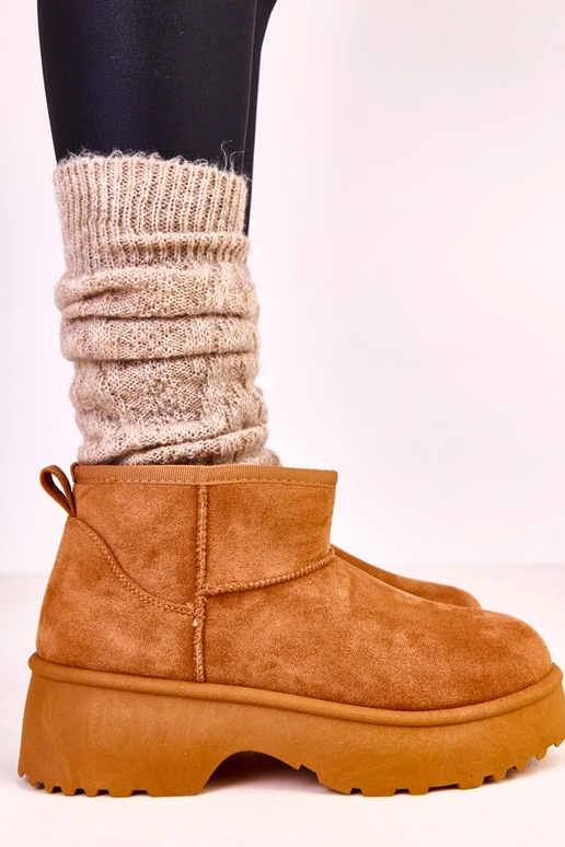 Botas de neve baixas marrons de suede... Botas de neve baixas marrons de suede...