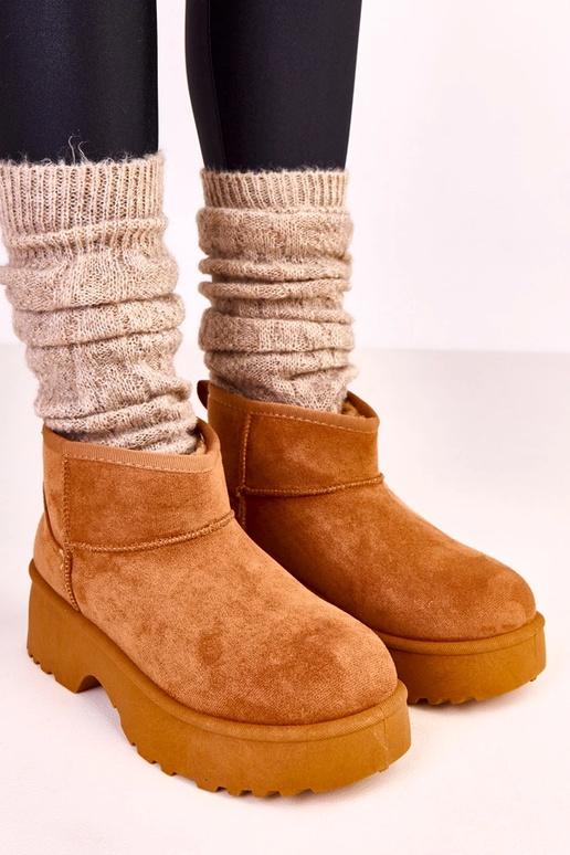 Botas de neve baixas marrons de suede... Botas de neve baixas marrons de suede...