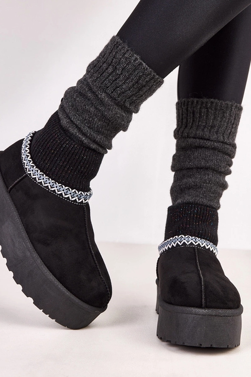 Botas de neve baixas pretas com cano... Botas de neve baixas pretas com cano...