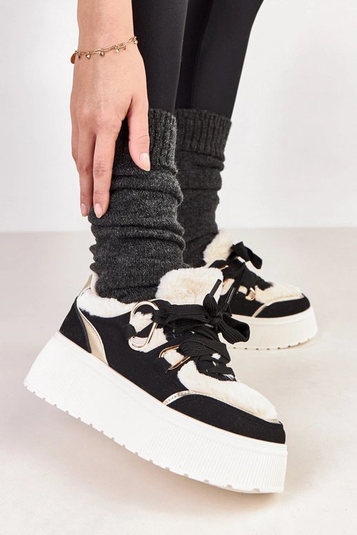 Tênis aquecidos pretos com plataforma...