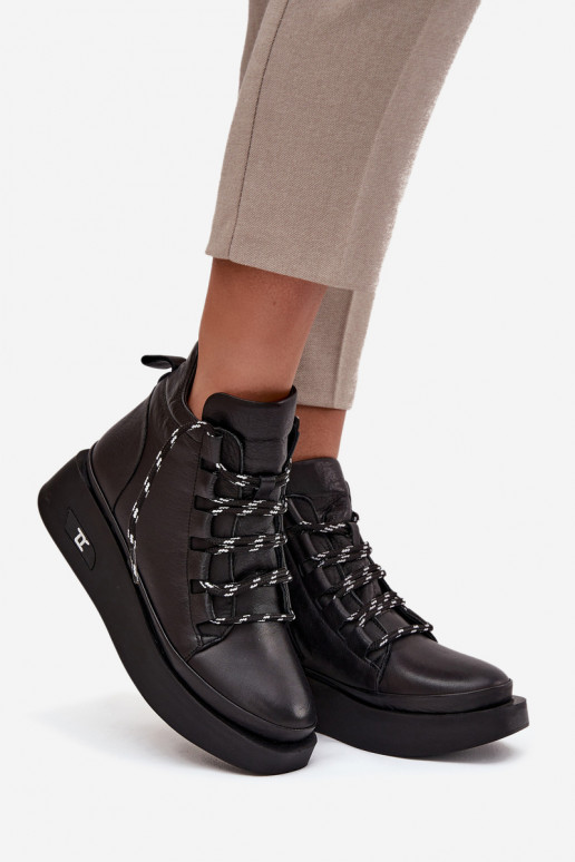 Pele Botas femininas com uma plataforma aquecimento Artiker 55C0809 cor preta