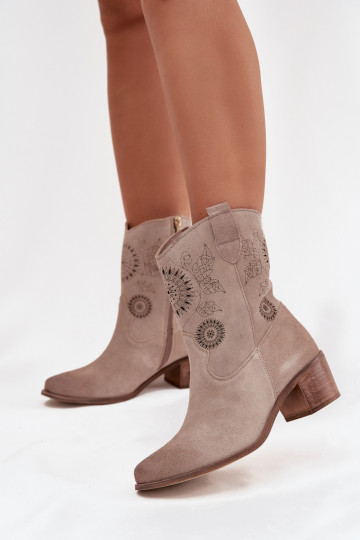 de camurça Pele Botas femininas com elementos abertos com salto Zazoo 3844 cor capuccino 2