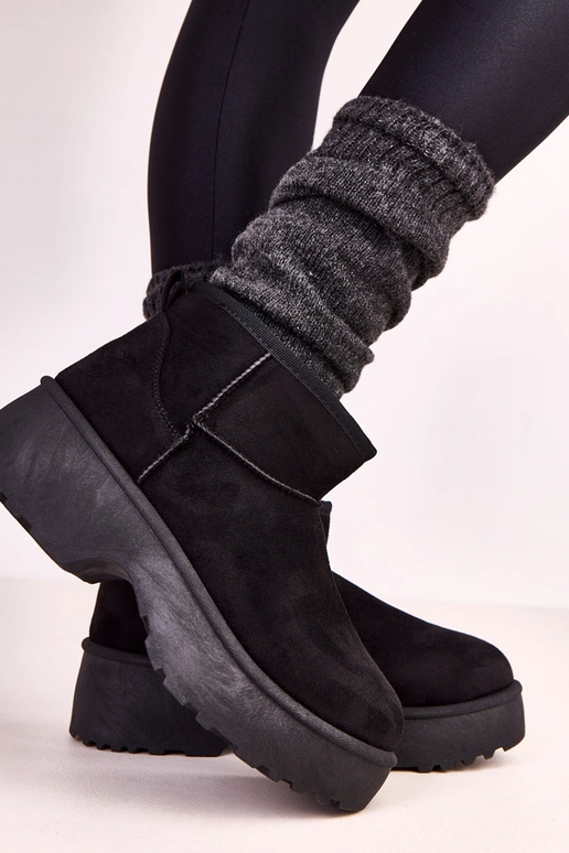 Botas baixas de inverno negras de... Botas baixas de inverno negras de...