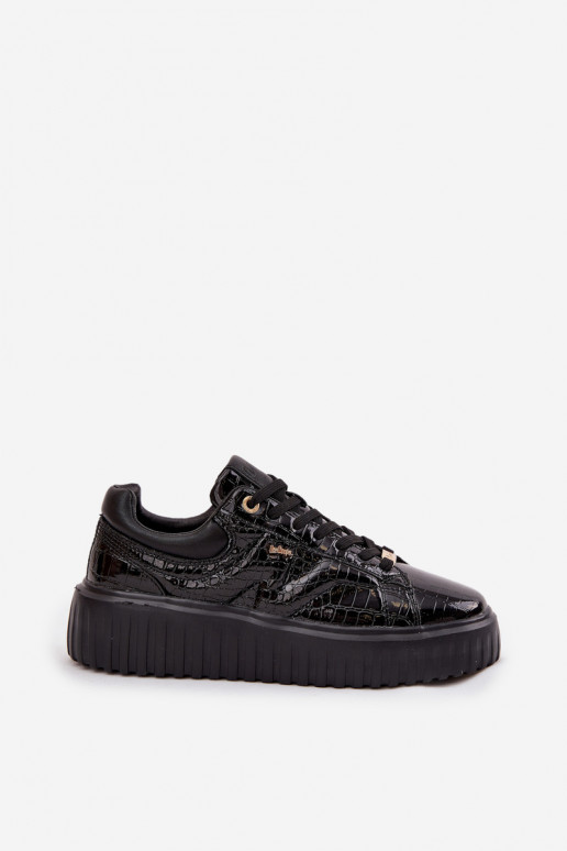 com efeito verniz À modalo de tênis Feminino com uma plataforma Lee Cooper LCJ-25-09-3870 cor preta com efeito verniz À modalo de tênis Feminino com uma plataforma Lee Cooper LCJ-25-09-3870 cor preta