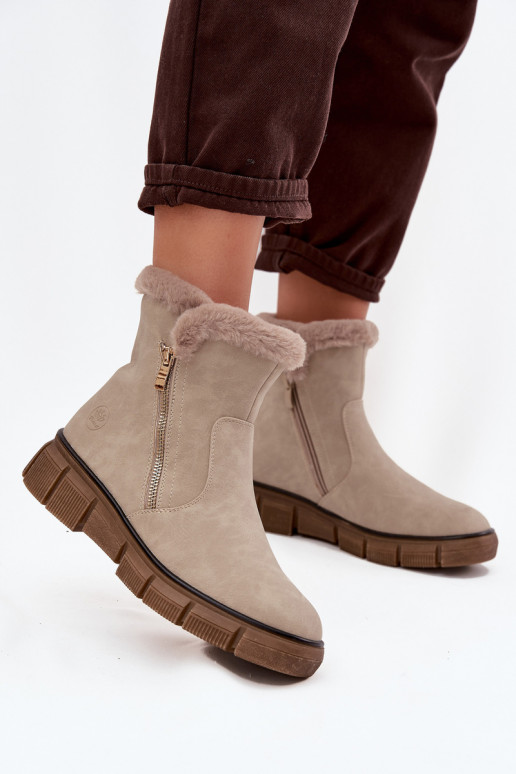 Botas de neve Feminino com uma plataforma com um casaco de pele bege Briselle Botas de neve Feminino com uma plataforma com um casaco de pele bege Briselle