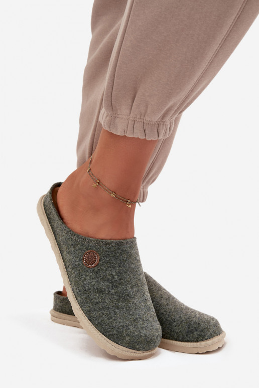 sapato caseiro Chinelos Feminino Inblu CS000047 cor verde sapato caseiro Chinelos Feminino Inblu CS000047 cor verde