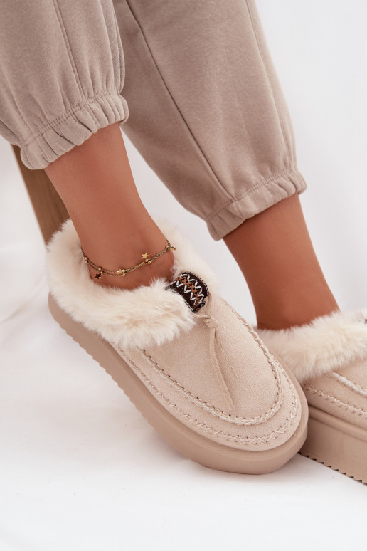 Botas de neve Feminino com um casaco de pele com uma plataforma bege Rosmira Botas de neve Feminino com um casaco de pele com uma plataforma bege Rosmira