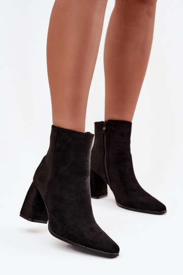 Botas femininasde camurça ecológicau cor preta Inessa 2